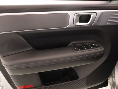 Used 2026 Hyundai Santa Fe SEL FWD image 16
