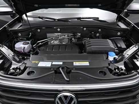 New 2026 Volkswagen Atlas Cross Sport SE AWD/4WD image 15
