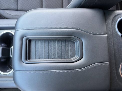 Used 2023 Chevrolet Tahoe LS RWD image 38