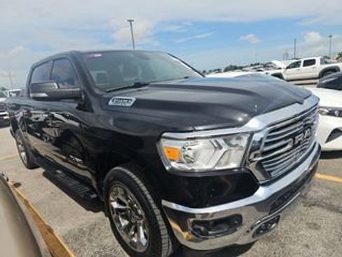 Used 2019 RAM 1500 Big Horn AWD/4WD image 3