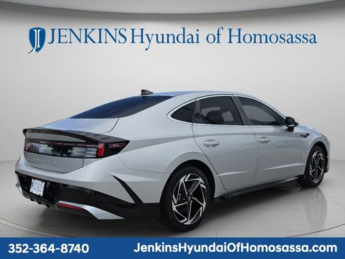 New 2026 Hyundai Sonata SEL FWD image 5