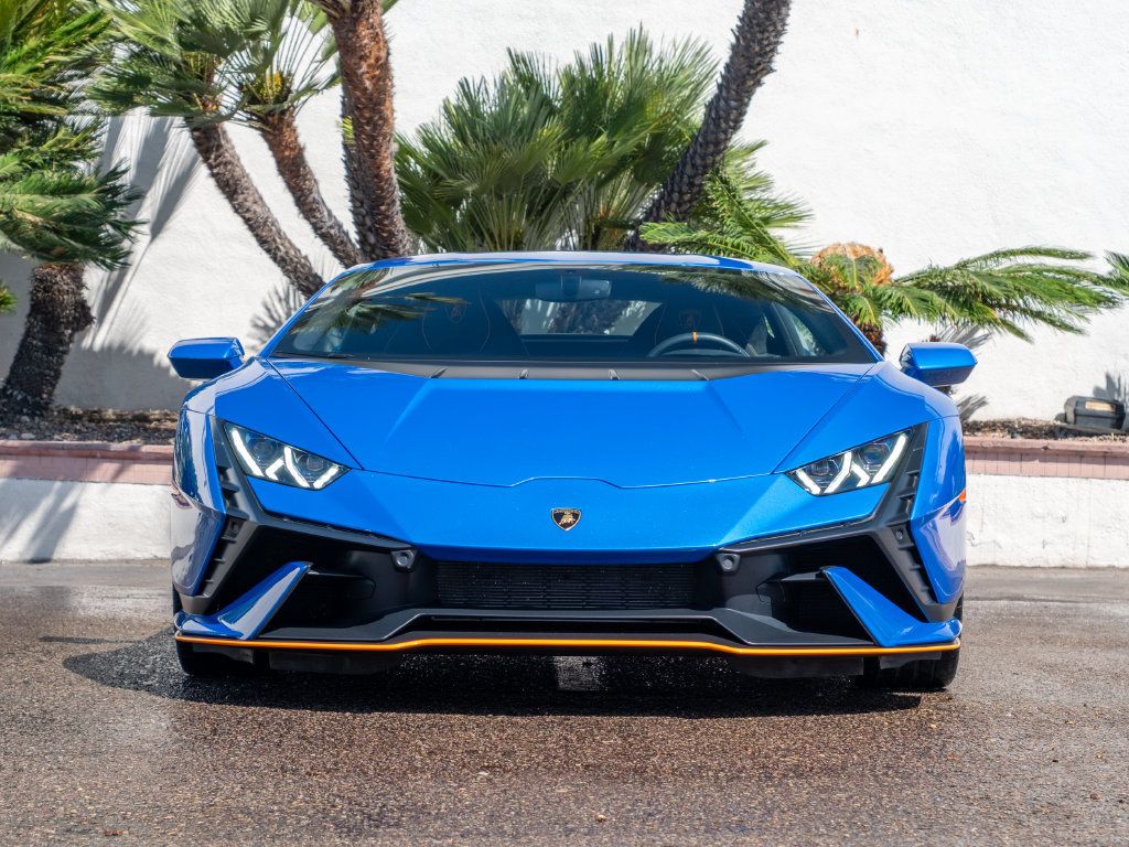 Used 2023 Lamborghini Huracan Tecnica RWD image 5