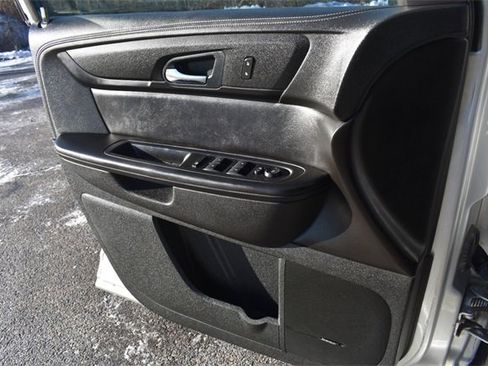 Certified 2016 Chevrolet Traverse LT image 33