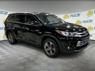 Certified 2019 Toyota Highlander Limited Platinum