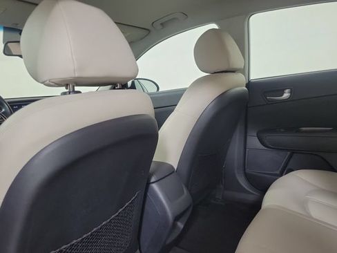Used 2019 Kia Optima S FWD image 11