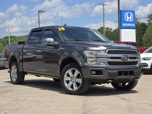 Used 2018 Ford F150 Platinum w/ Equipment Group 701A Luxury AWD/4WD image 2