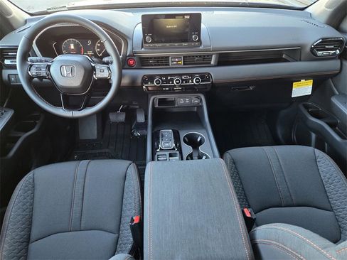 New 2025 Honda Pilot Sport image 12