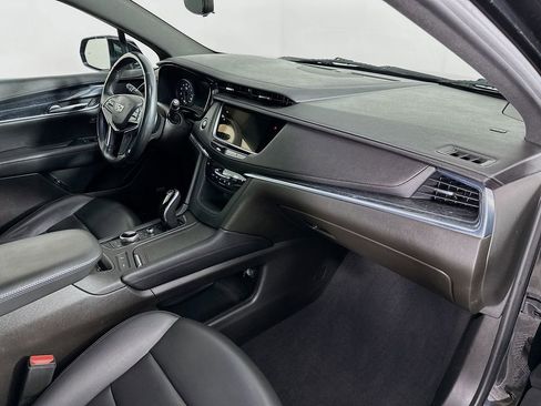 Used 2022 Cadillac XT5 Premium Luxury w/ Technology Package image 38