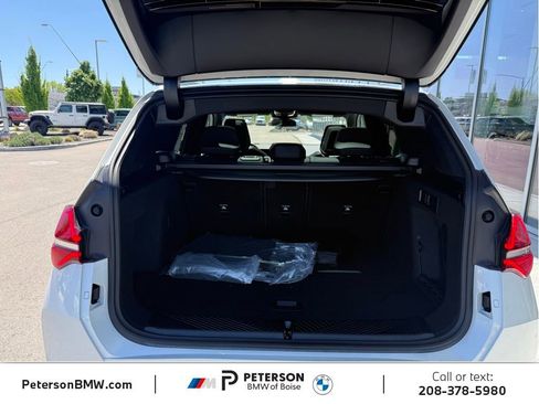 New 2026 BMW X3 xDrive30 w/ Premium Package AWD/4WD image 9