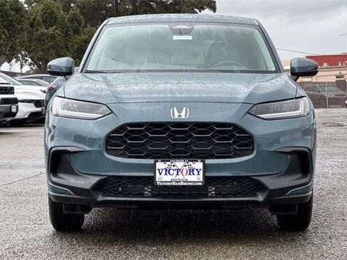 New 2026 Honda HR-V LX image 9