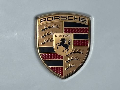 Used 2025 Porsche Cayenne AWD/4WD image 50