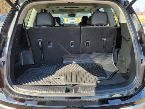 Used 2025 Kia Telluride S image 9