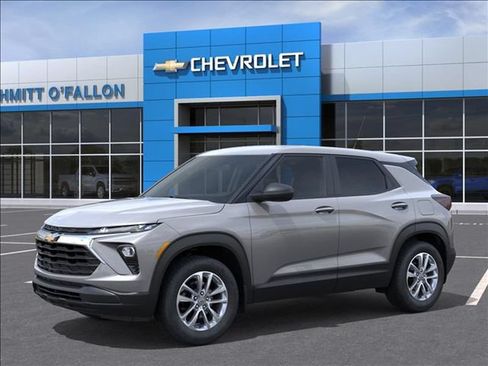 New 2026 Chevrolet TrailBlazer LS w/ LS Convenience Package FWD image 2