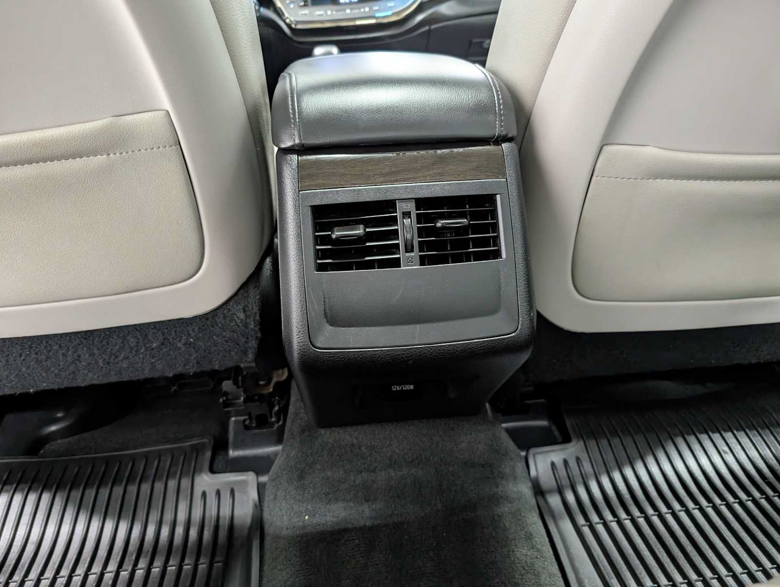 Used 2017 Toyota Avalon XLE Premium w/ All Weather Liner Package FWD image 21