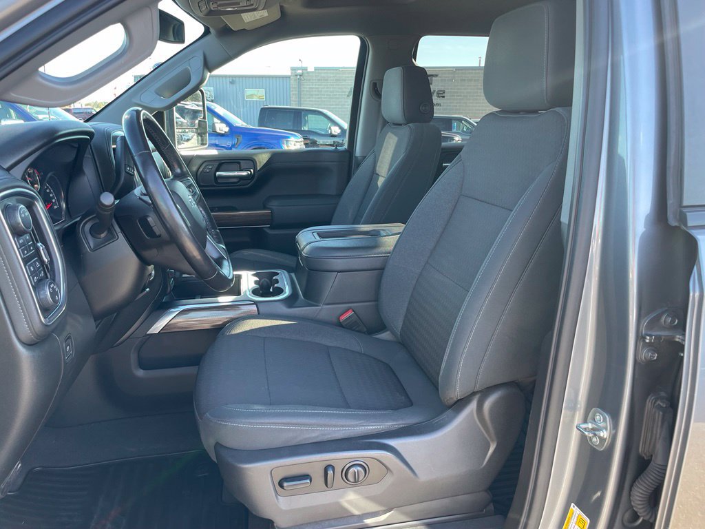 Used 2021 Chevrolet Silverado 1500 RST w/ Convenience Package II AWD/4WD image 7