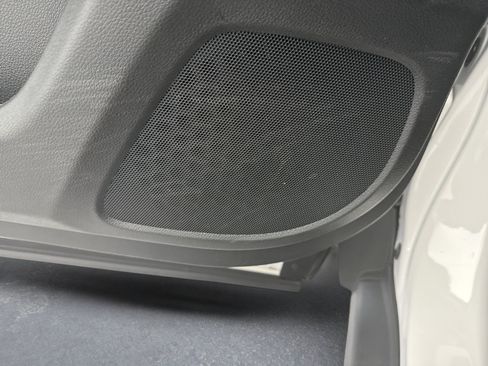 Used 2025 Honda Passport EX-L image 16