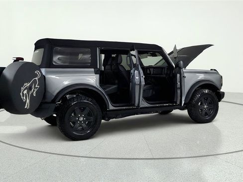 Used 2024 Ford Bronco Black Diamond AWD/4WD image 14