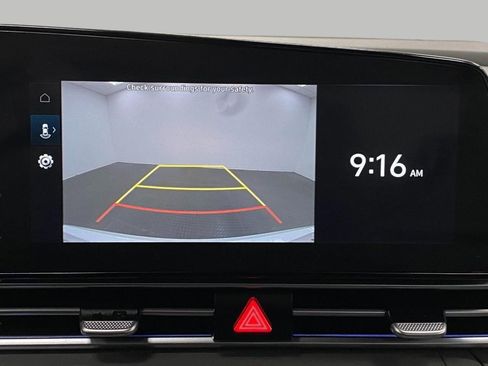 Certified 2025 Hyundai Elantra SEL FWD image 57