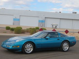 Used 1996 Chevrolet Corvette Coupe video 1