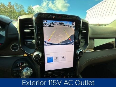 Used 2025 RAM 1500 Limited w/ Trailer Tow Group image 39