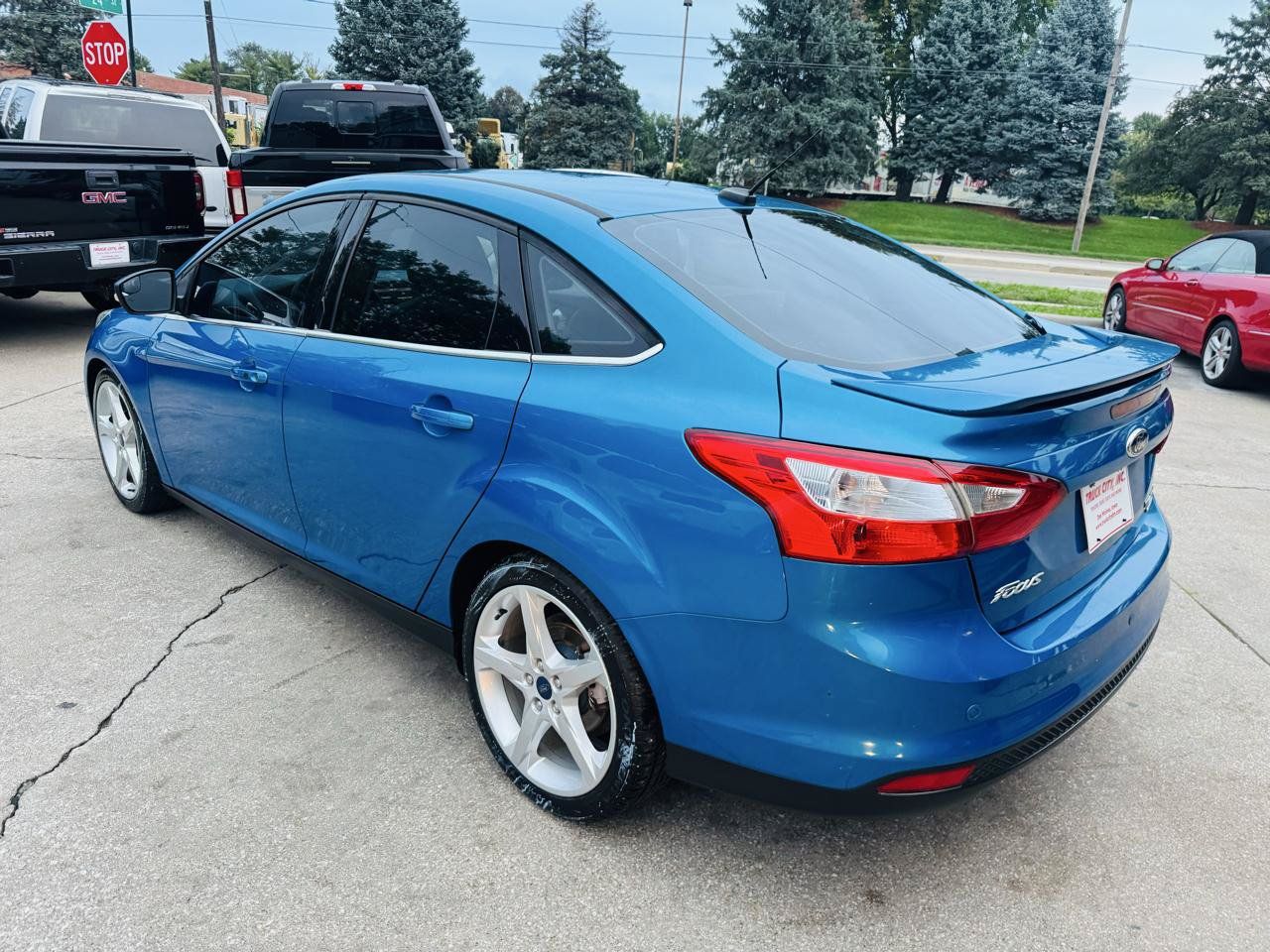 Used 2013 Ford Focus Titanium w/ Titanium Handling Pkg FWD image 5