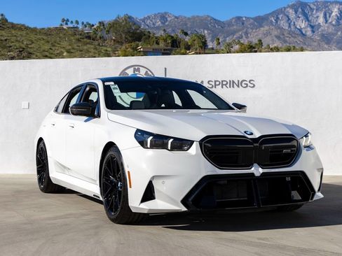 New 2026 BMW M5 w/ Carbon Package image 8