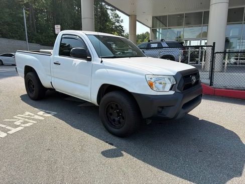 Used 2012 Toyota Tacoma 2WD Regular Cab image 2