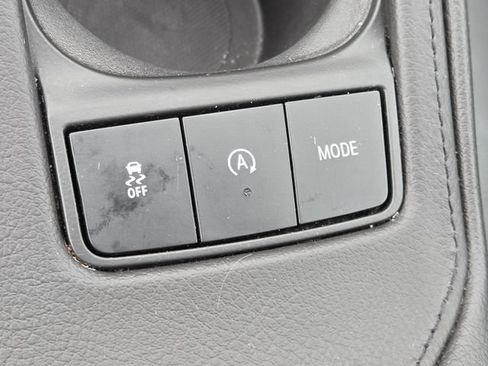 Used 2023 Cadillac XT4 Premium Luxury w/ Cold Weather Package FWD image 9