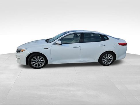 Used 2016 Kia Optima EX w/ Premium Package FWD image 5