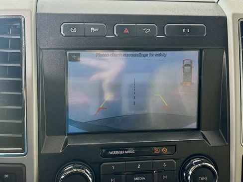 Used 2019 Ford F350 Lariat w/ Lariat Value Package AWD/4WD image 14