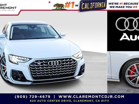 Used 2022 Audi S8 AWD/4WD image 1