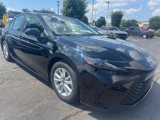 Used 2025 Toyota Camry LE FWD video 1