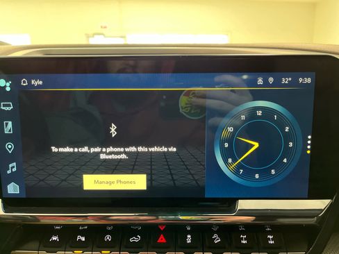 Used 2022 Chevrolet Silverado 1500 ZR2 image 39