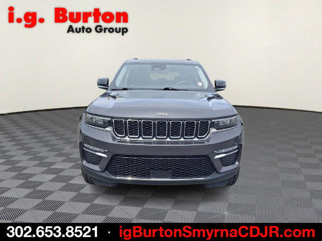 Used 2022 Jeep Grand Cherokee Limited AWD/4WD image 2
