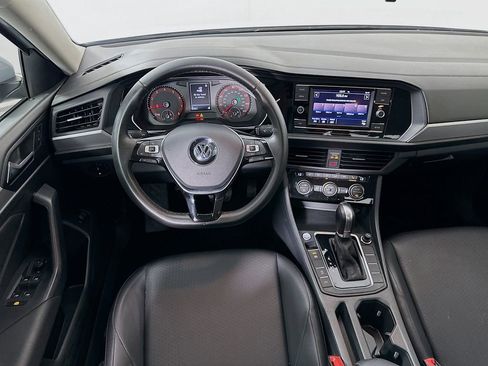 Used 2019 Volkswagen Jetta SE image 22