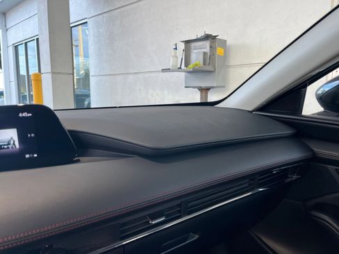 Used 2025 MAZDA MAZDA3 s image 36