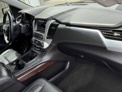 Used 2017 GMC Yukon XL SLT AWD/4WD image 31
