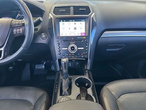 Used 2018 Ford Explorer Sport w/ Equipment Group 401A image 16