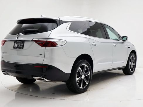 Used 2022 Buick Enclave Essence w/ Experience Buick Package AWD/4WD image 9