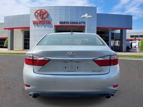 Used 2013 Lexus ES 350 w/ Premium Pkg FWD image 5