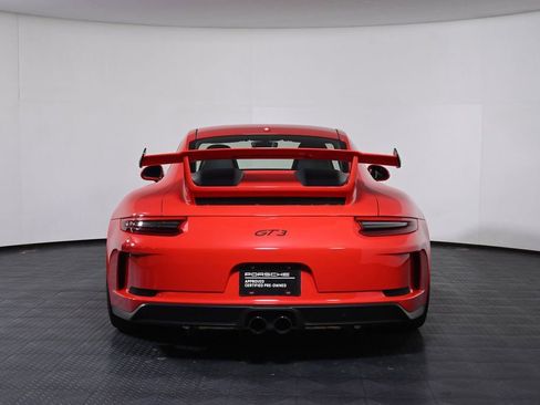 Certified 2018 Porsche 911 GT3 RWD image 6