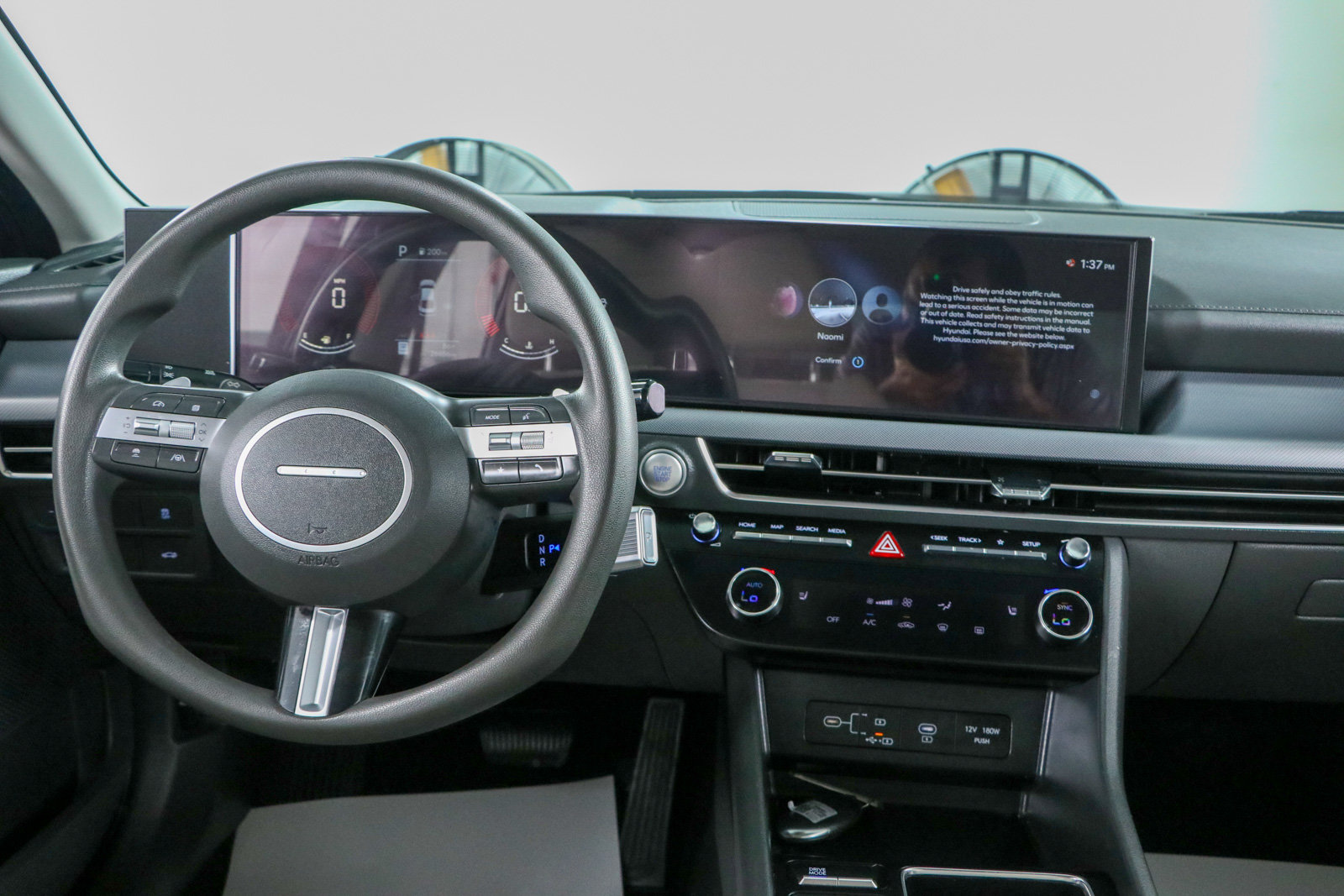 Used 2025 Hyundai Sonata SEL FWD image 17