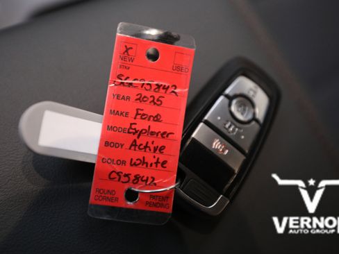 New 2025 Ford Explorer Active image 39