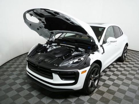 New 2026 Porsche Macan image 35