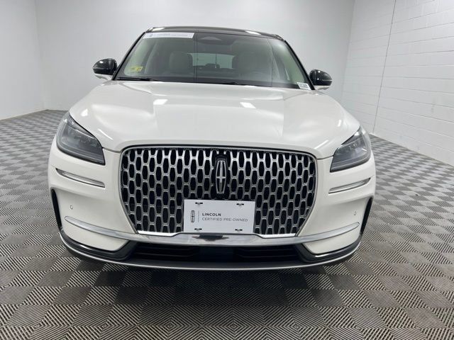 Certified 2023 Lincoln Corsair AWD w/ Equipment Group 101A image 3