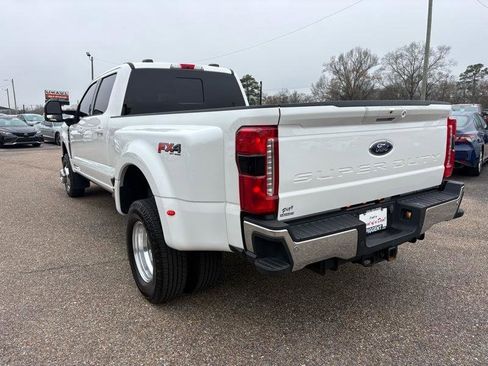 Used 2023 Ford F350 Lariat w/ Lariat Ultimate Package image 14