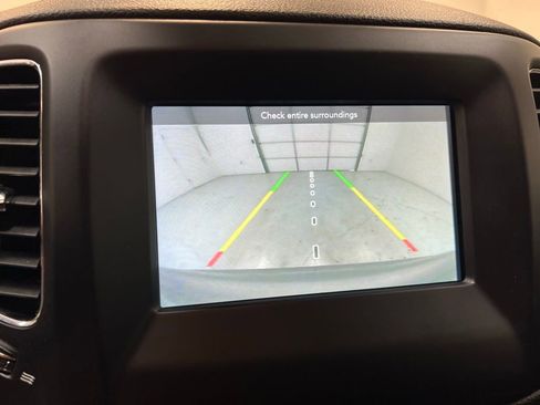 Used 2019 Jeep Compass Latitude w/ Popular Equipment Group image 23