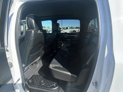 Used 2025 RAM 1500 Laramie AWD/4WD image 19