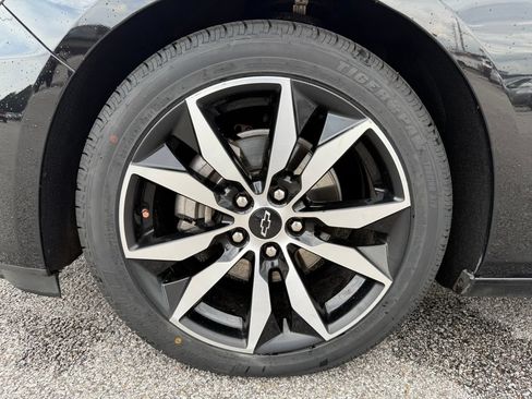 Used 2024 Chevrolet Malibu RS FWD image 25