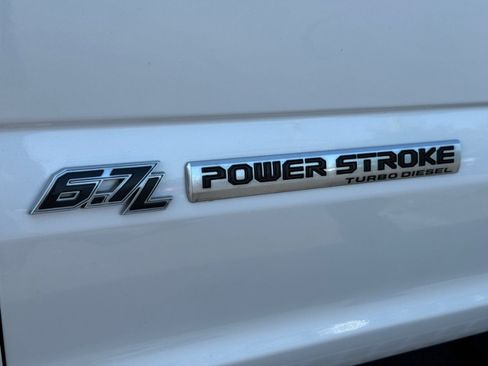 Used 2019 Ford F350 Lariat w/ Lariat Ultimate Package image 38